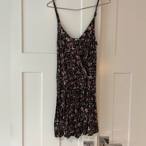 Flower Patterned Rompher